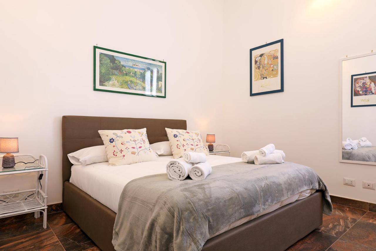 Cornelia - Charme Apartment Roma Esterno foto