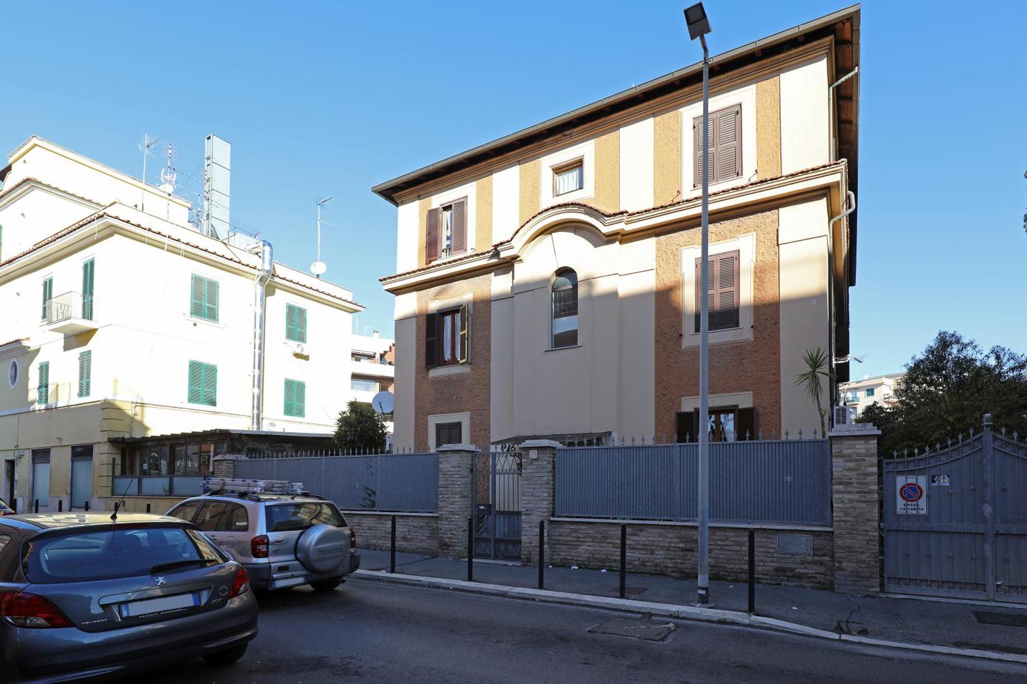 Cornelia - Charme Apartment Roma Esterno foto